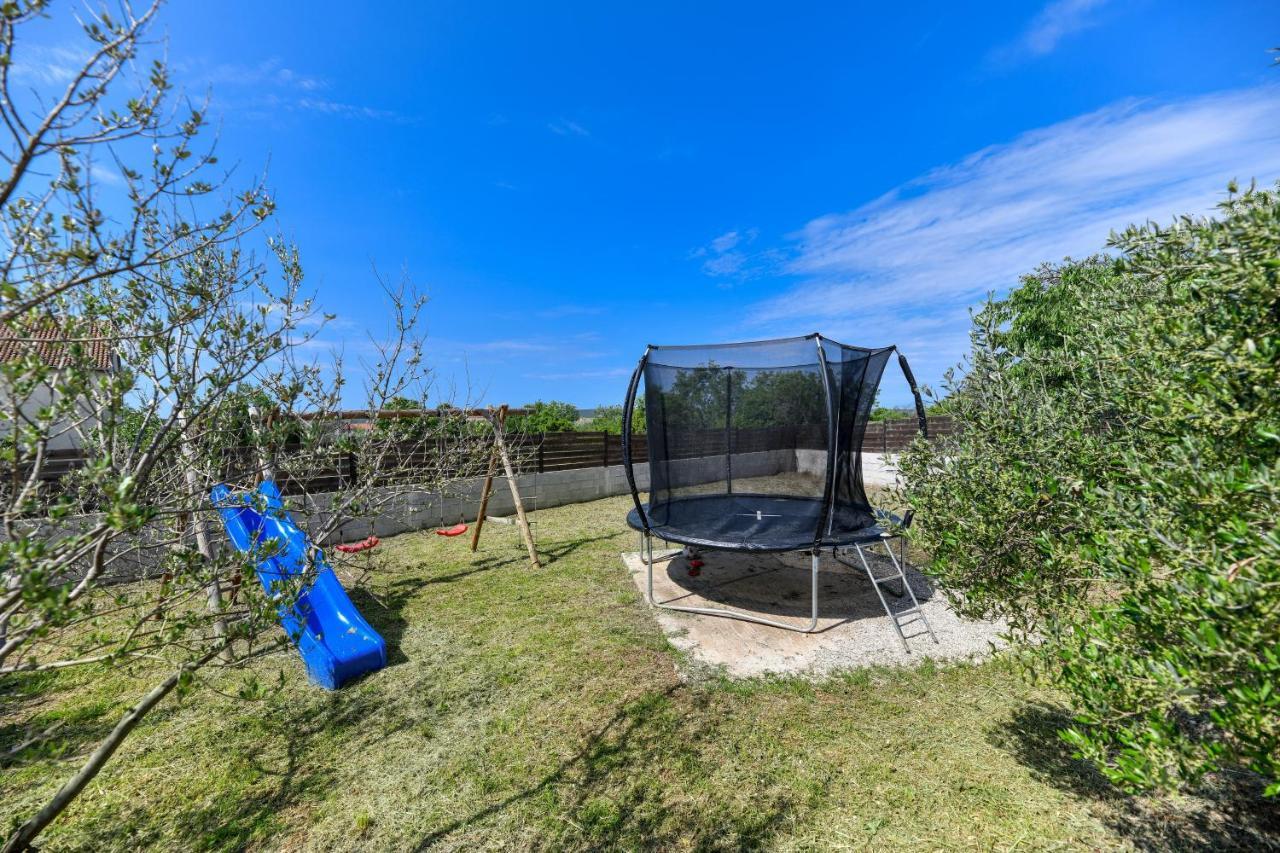 Wonderful House Bruno With Heated Pool Zadar